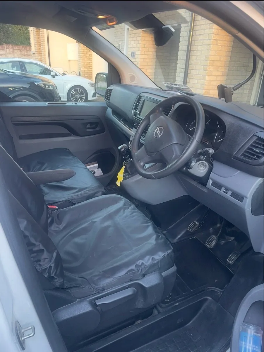 Opel vivaro sportive 2022 price includes vat - Image 2