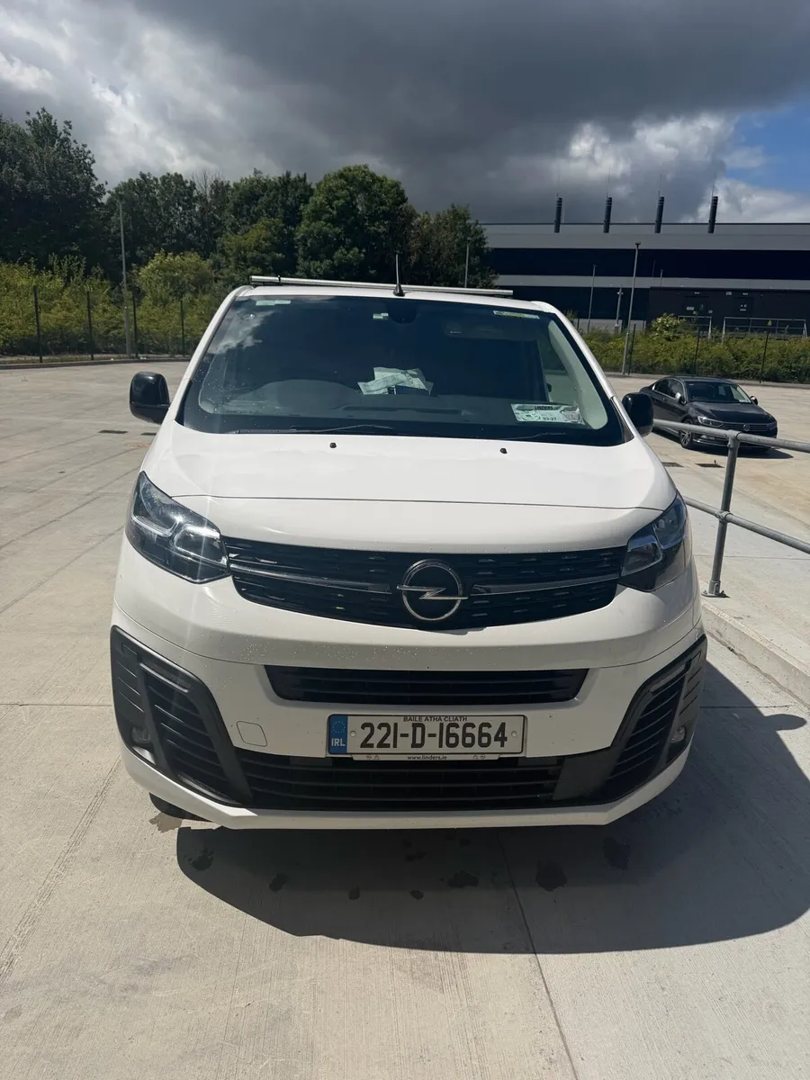 Opel vivaro sportive 2022 price includes vat - Image 3