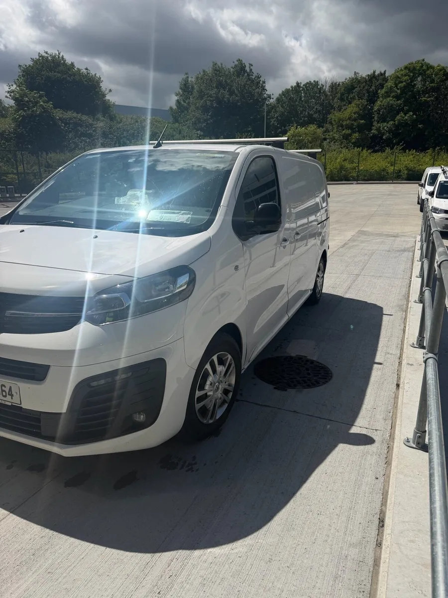 Opel vivaro sportive 2022 price includes vat - Image 4