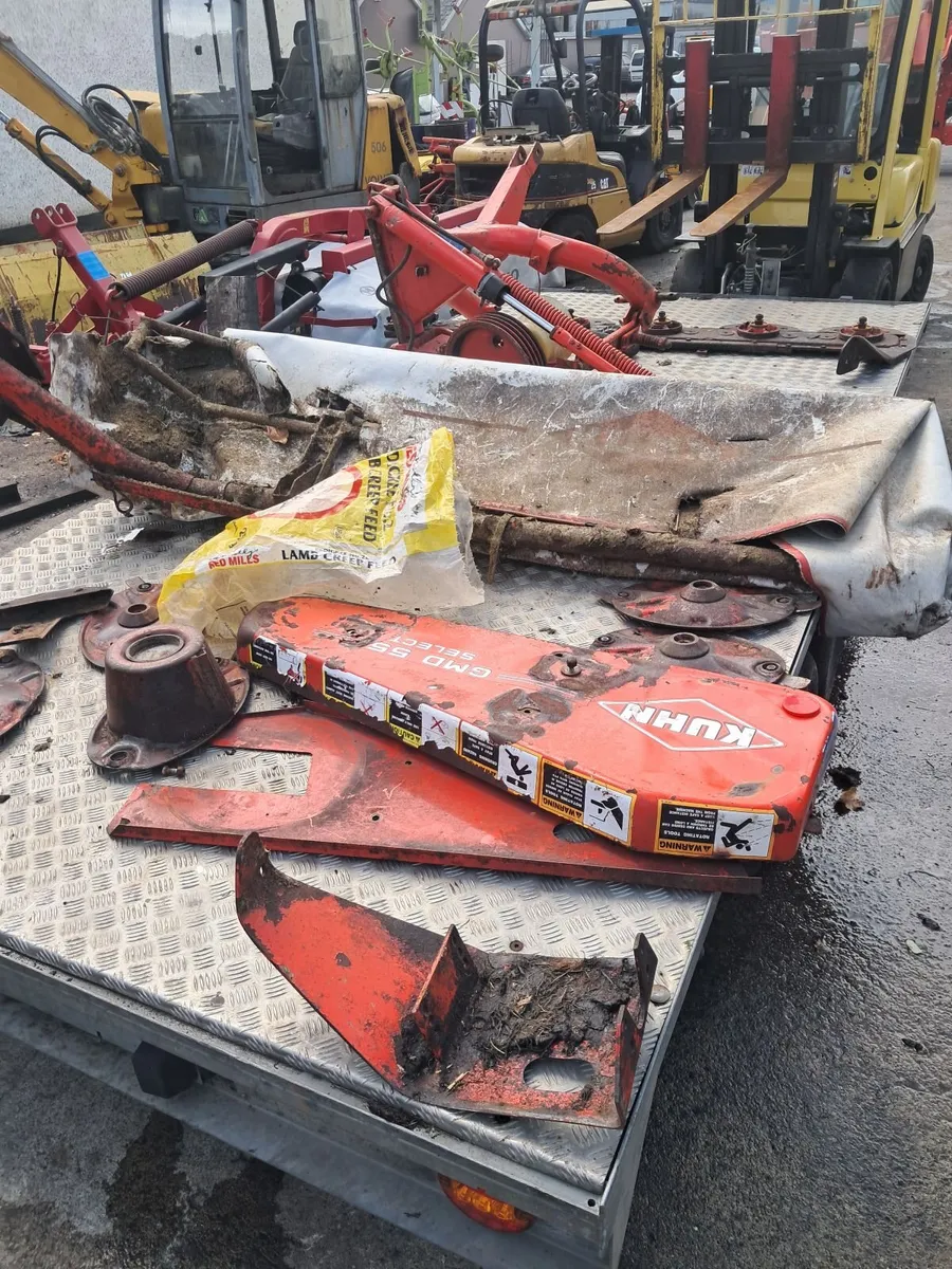 BREAKING Kuhn GMD55 - Image 1