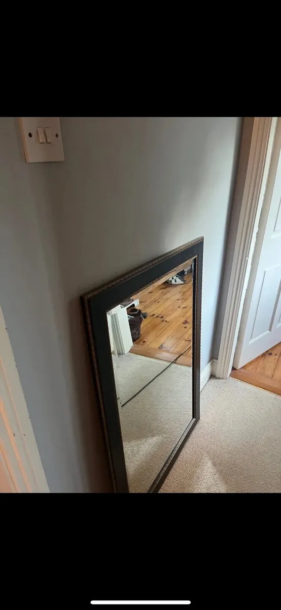 Mirror - Image 3