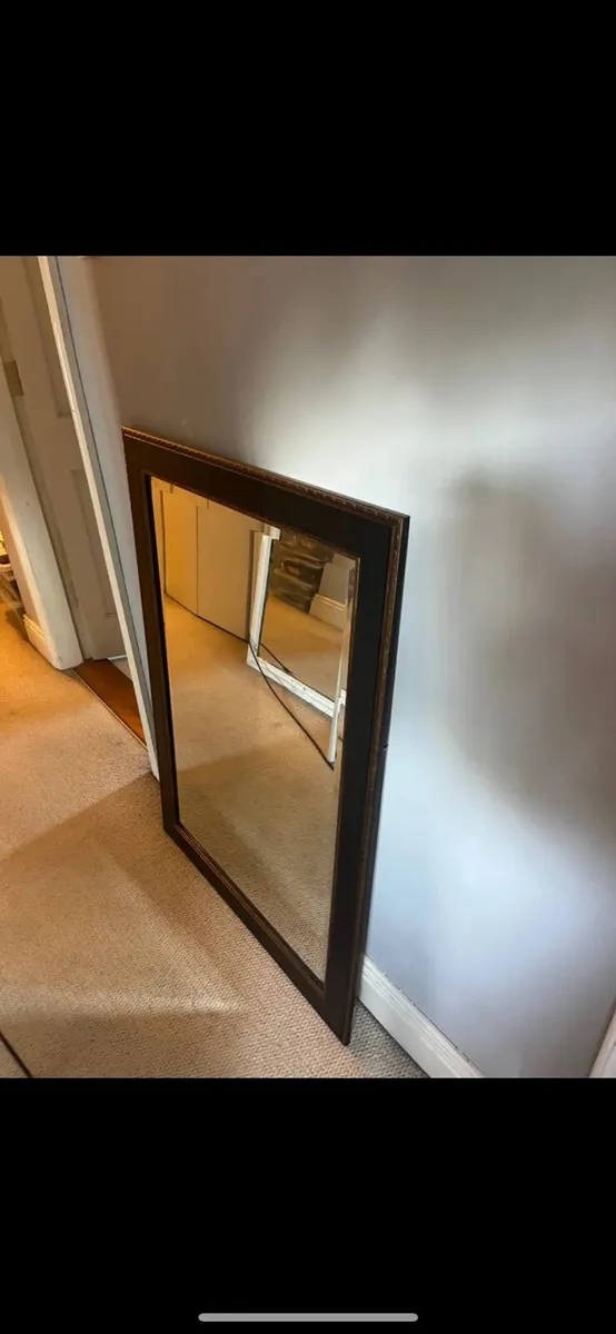 Mirror - Image 1