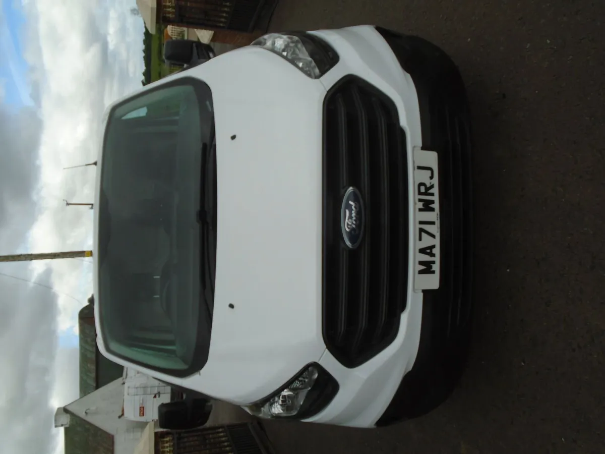 2021 Ford Transit Custom  SWB FR 130HP. - Image 2