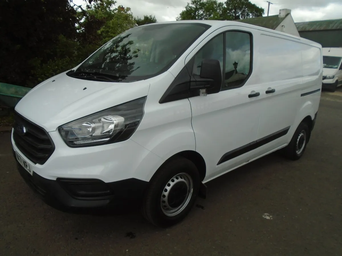2021 Ford Transit Custom  SWB FR 130HP. - Image 3