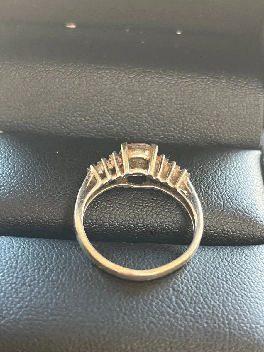 9ct white gold ring - Image 2