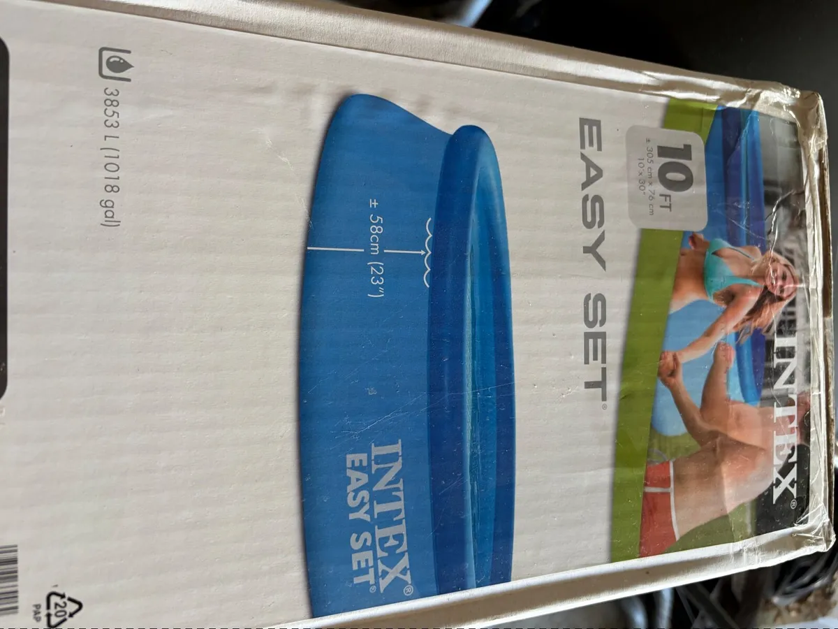 Intex 10 Foot Easy Set Pool - Image 1
