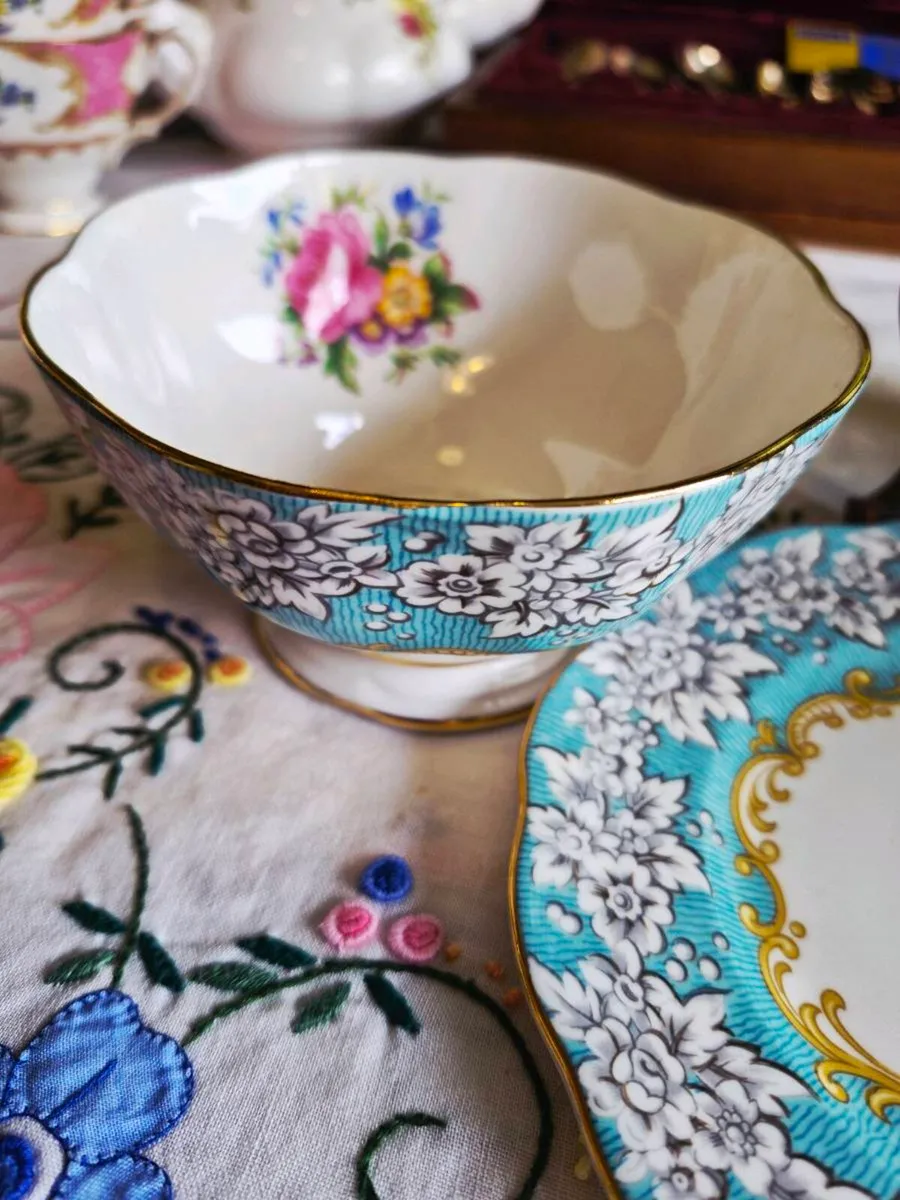 Rare Royal Albert Enchantment tea service - Image 4
