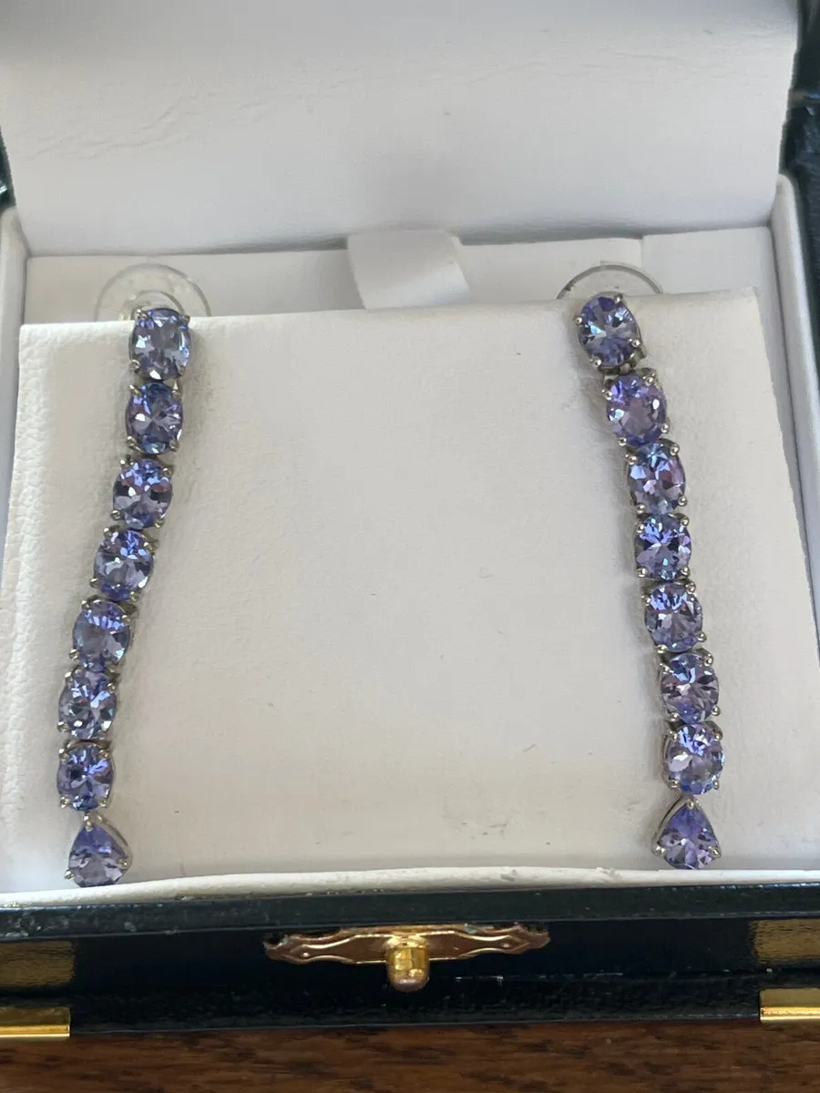 Earring - Image 1