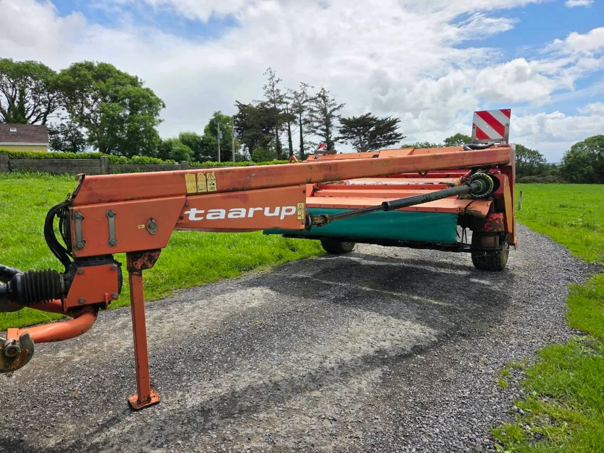 Tarrup 4232 mower - Image 2