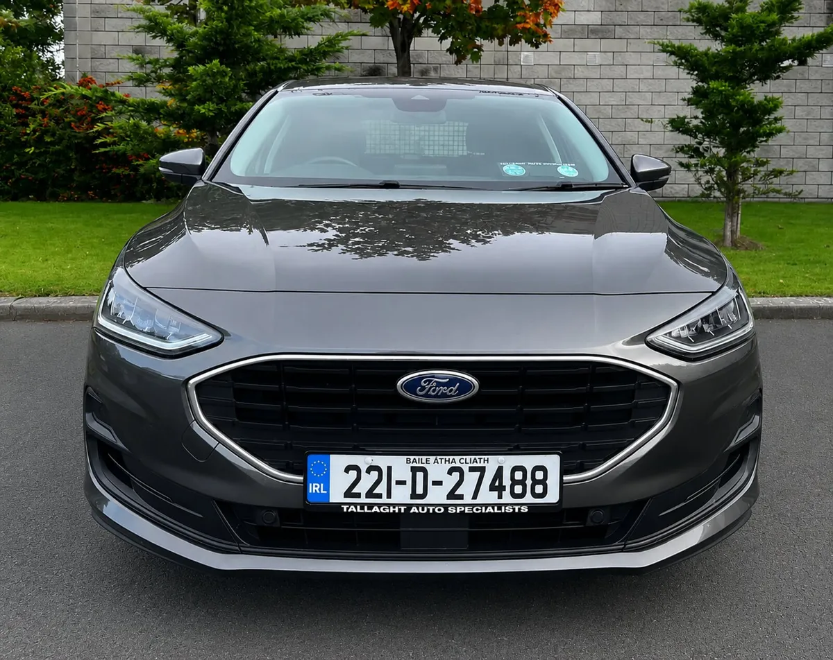 2022 Ford Focus AUTOMATIC Commercial - Image 2
