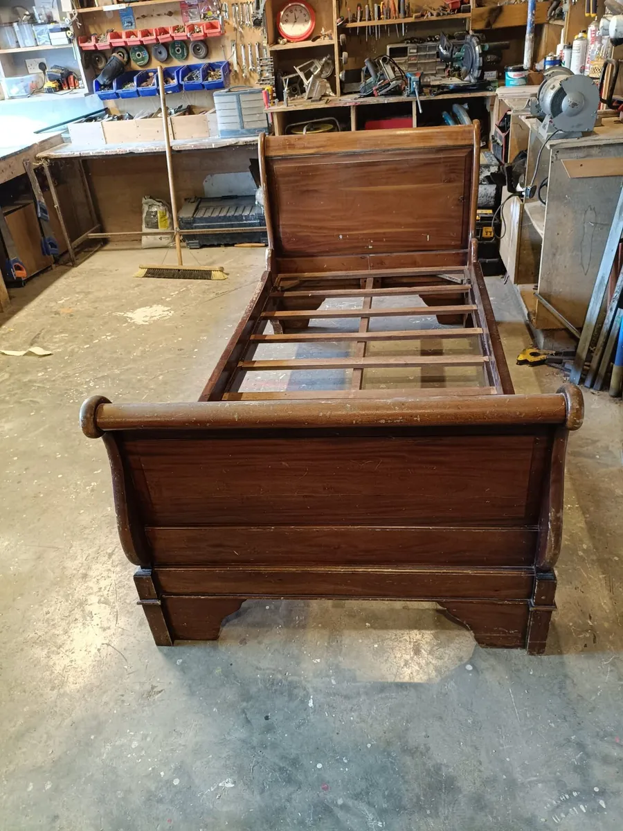 Single bed frame - Image 1