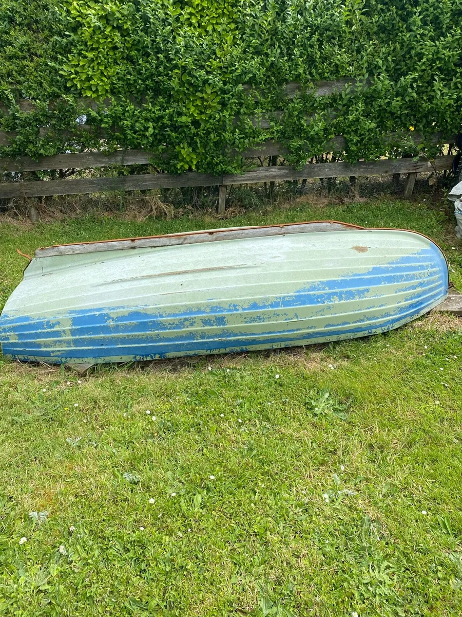 Life jacket s and punt - Image 3