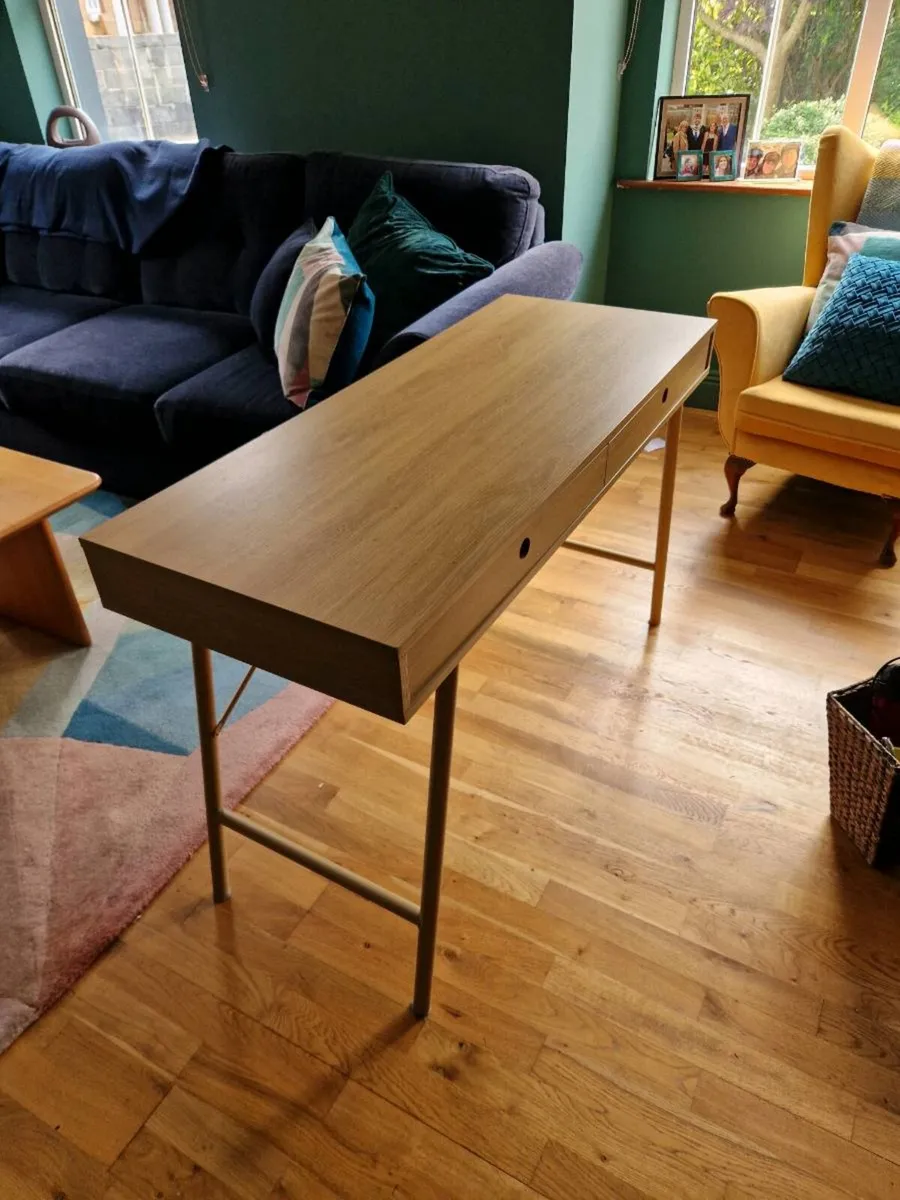 Office desk - Image 2
