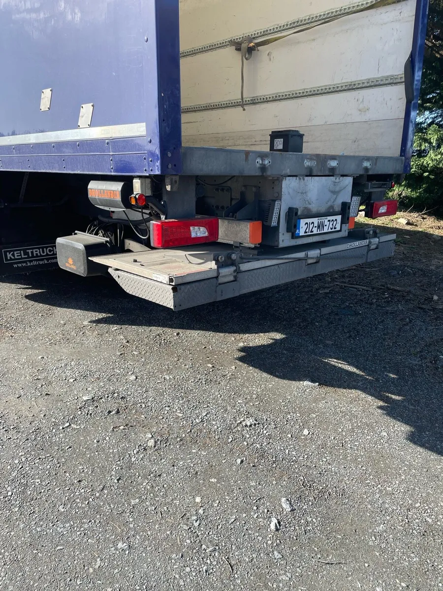 DHOLLANDIA tail lift - Image 1