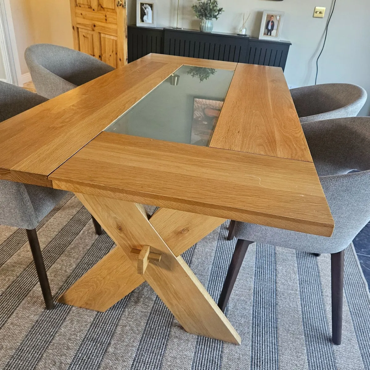 Oak Dining table 1.8m - Image 1