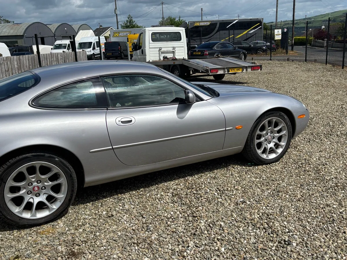 2001 Jaguar XKR Supercharged Auto - Image 3
