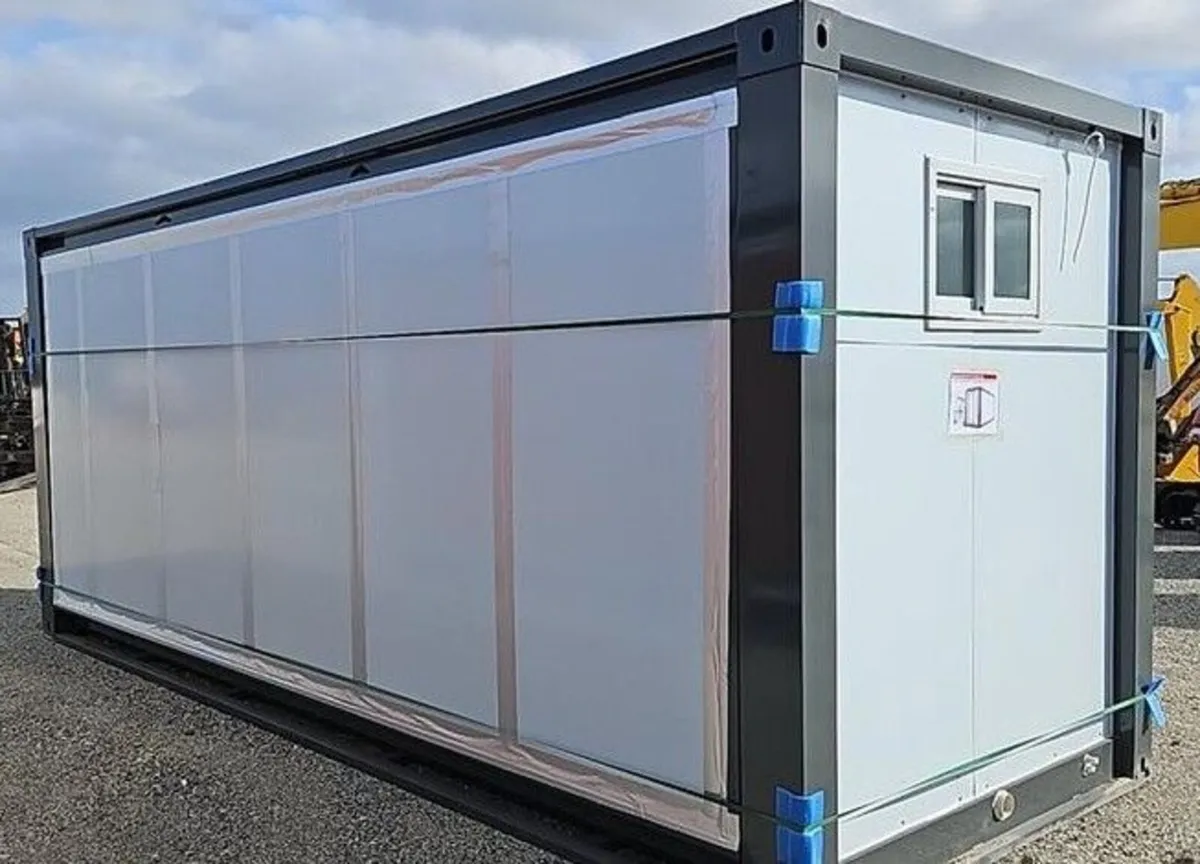 Expandable Home/Office - Image 3