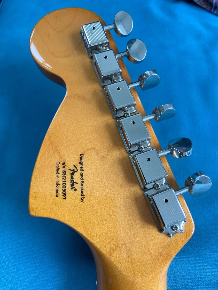 Squire Classic vibe stratocaster - Image 3