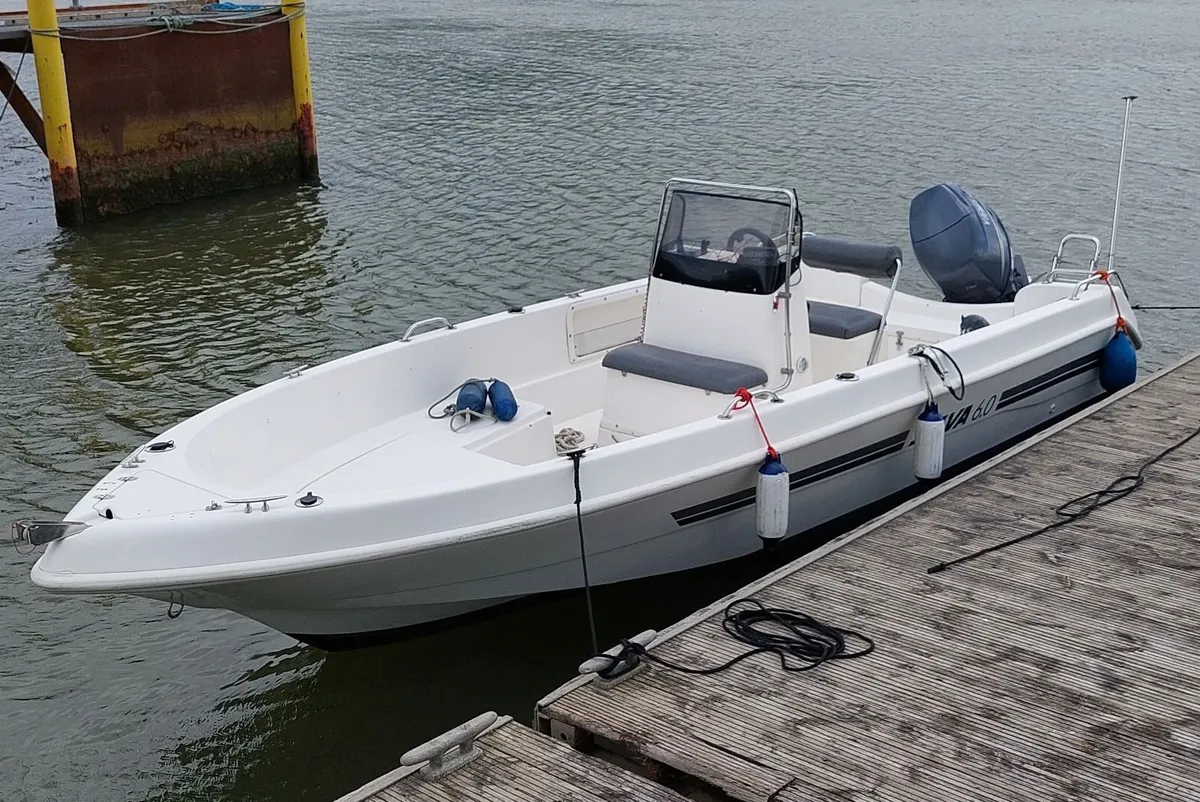 SELVA 6.0 Centre Console Boat. - Image 1