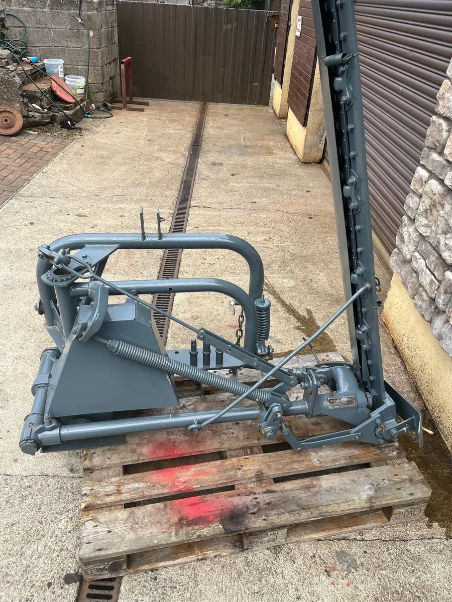 Ferguson 732 mower - Image 1