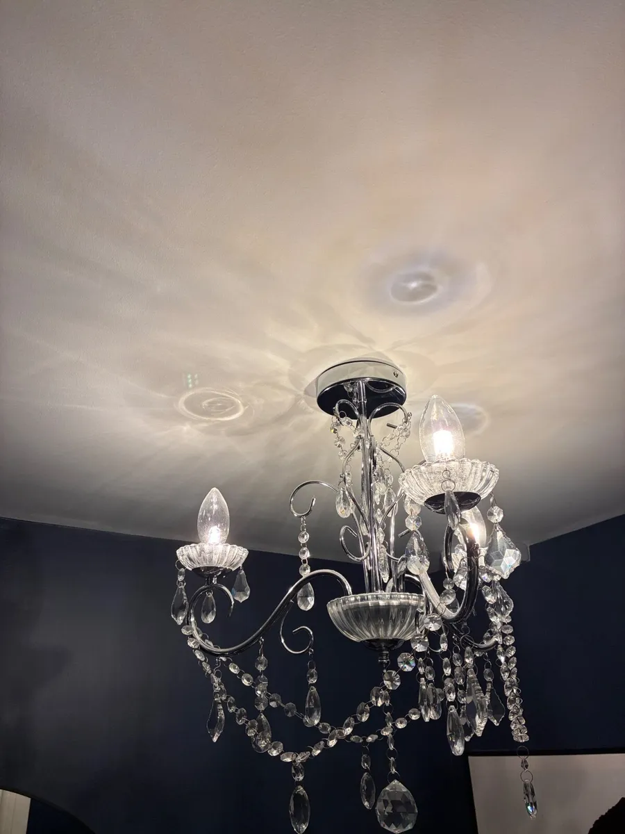Bathroom pendant light