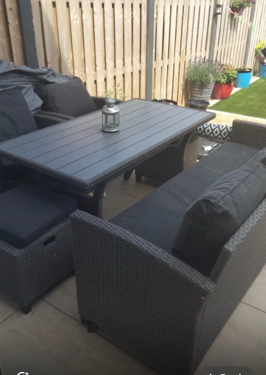 Rattan Garden Furniture - Image 4