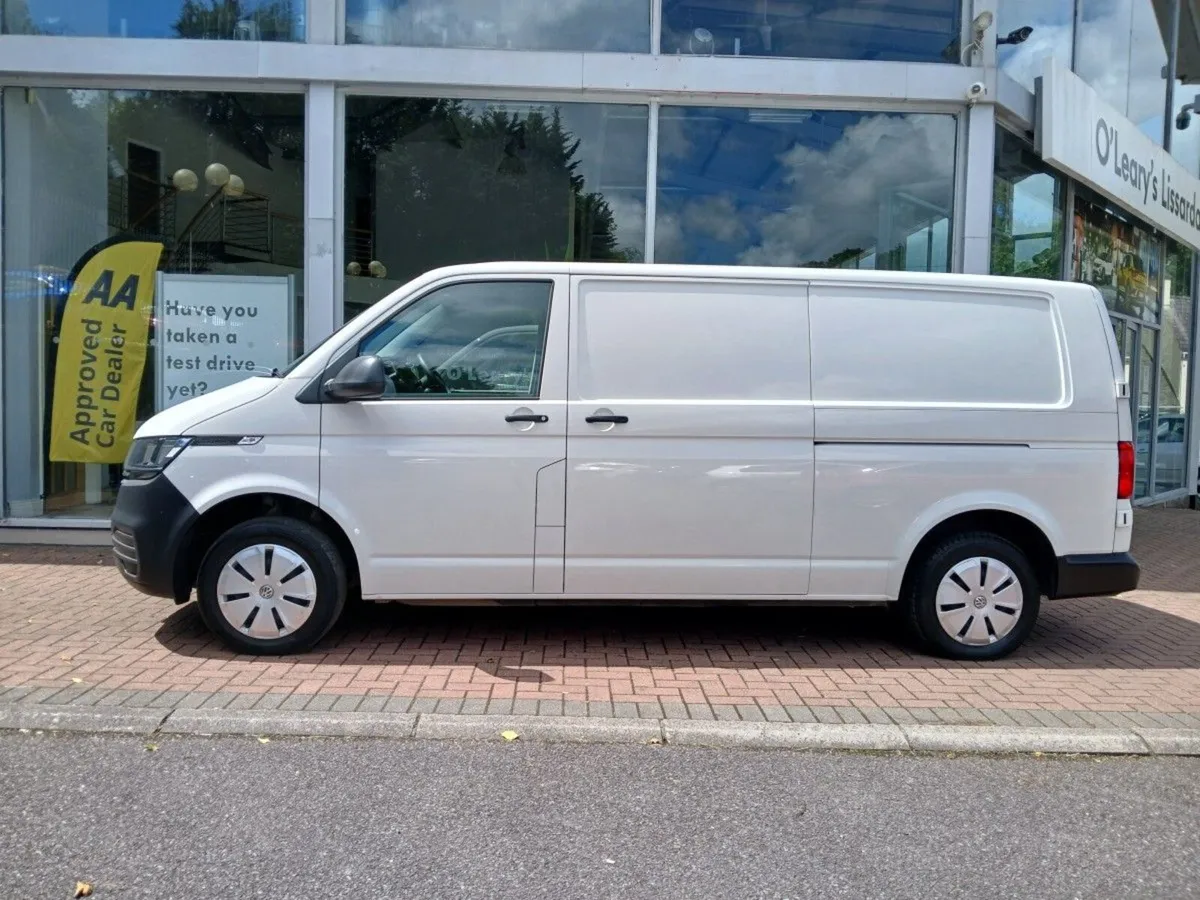Volkswagen Transporter 2.0 TDi Lwb 110Bhp, White, - Image 4