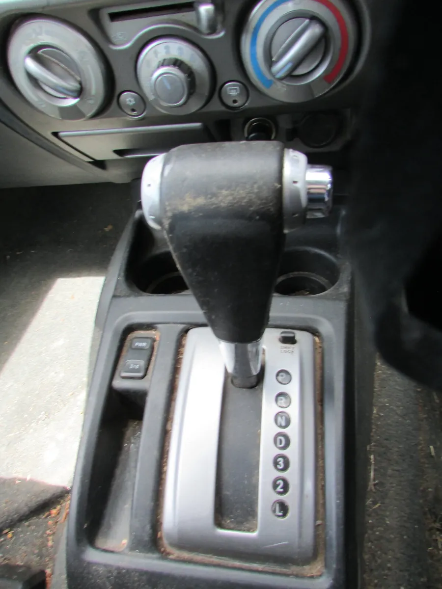 Isuzu D-Max 2010 3.0Tdi AUTO - Image 2