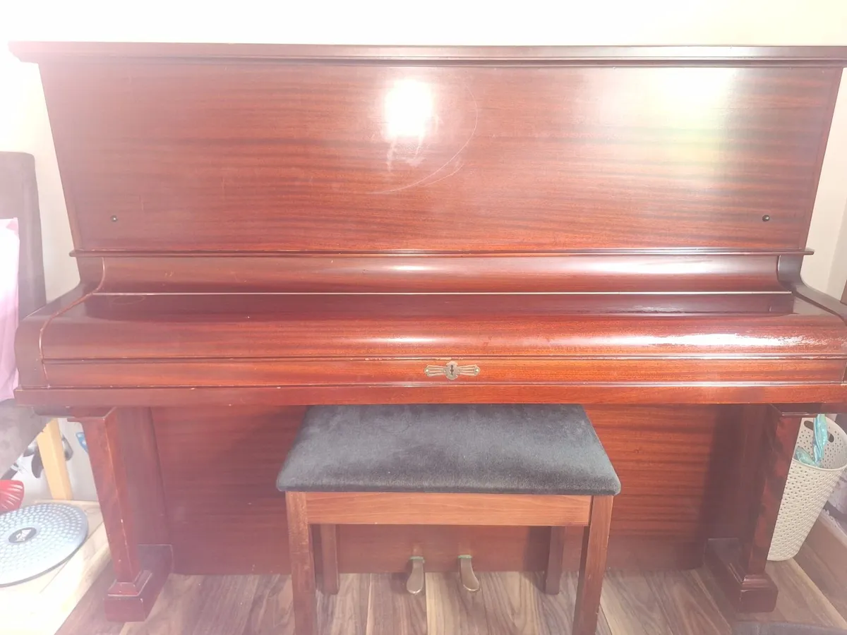 Piano - Image 2