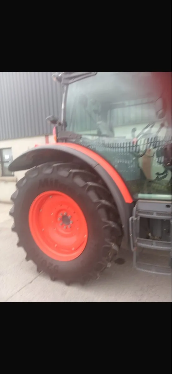Kubota M105GX-IV - Image 4