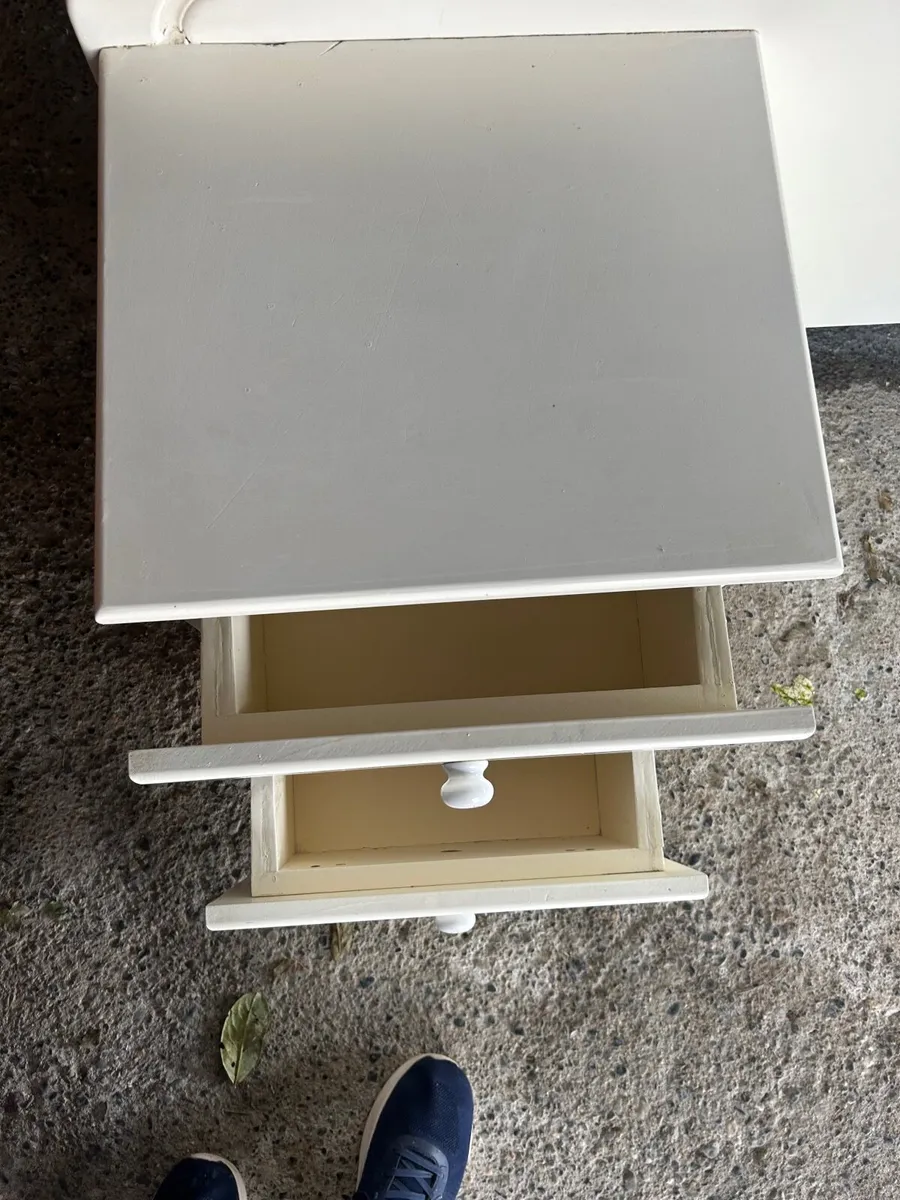 Bedroom furniture - Image 3