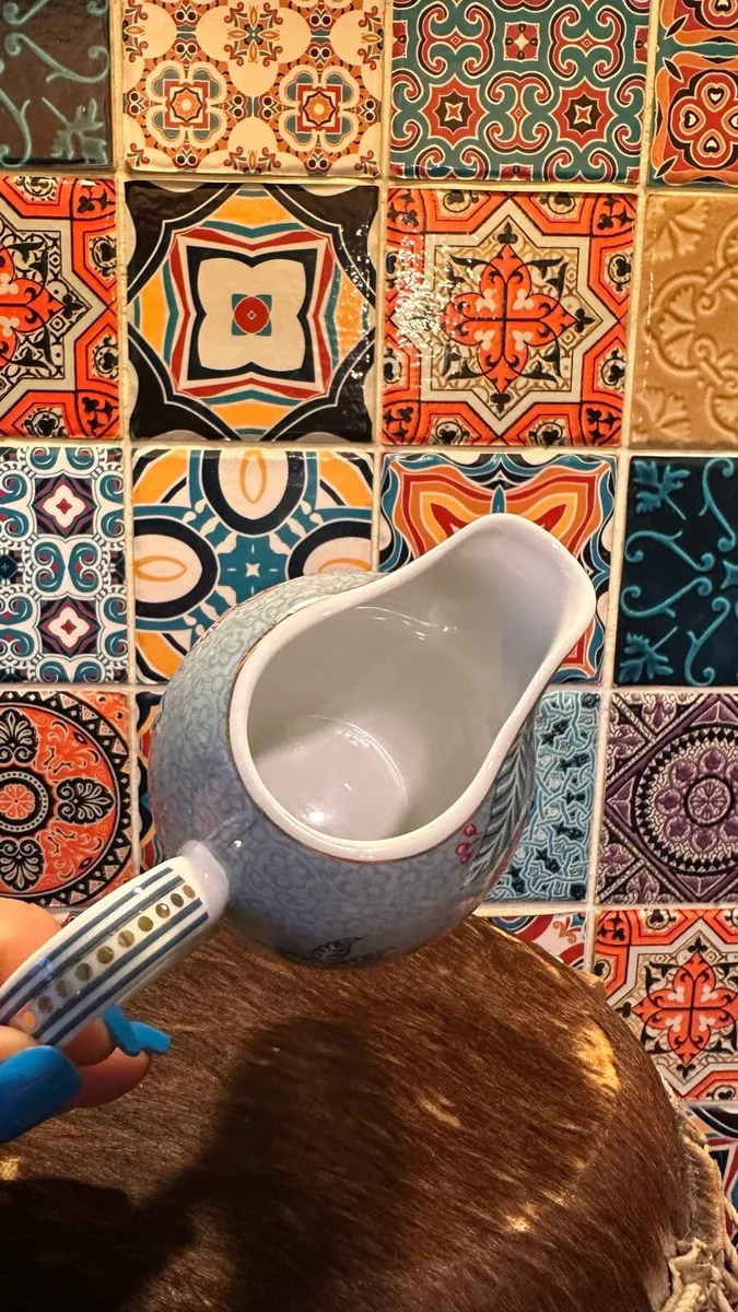 Milk jug - Image 4