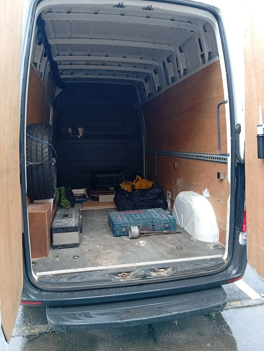 Mercedes-Benz eSprinter 2021 - Image 4