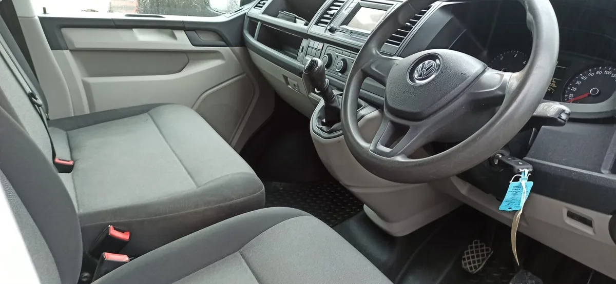 VW Transporter - Image 4