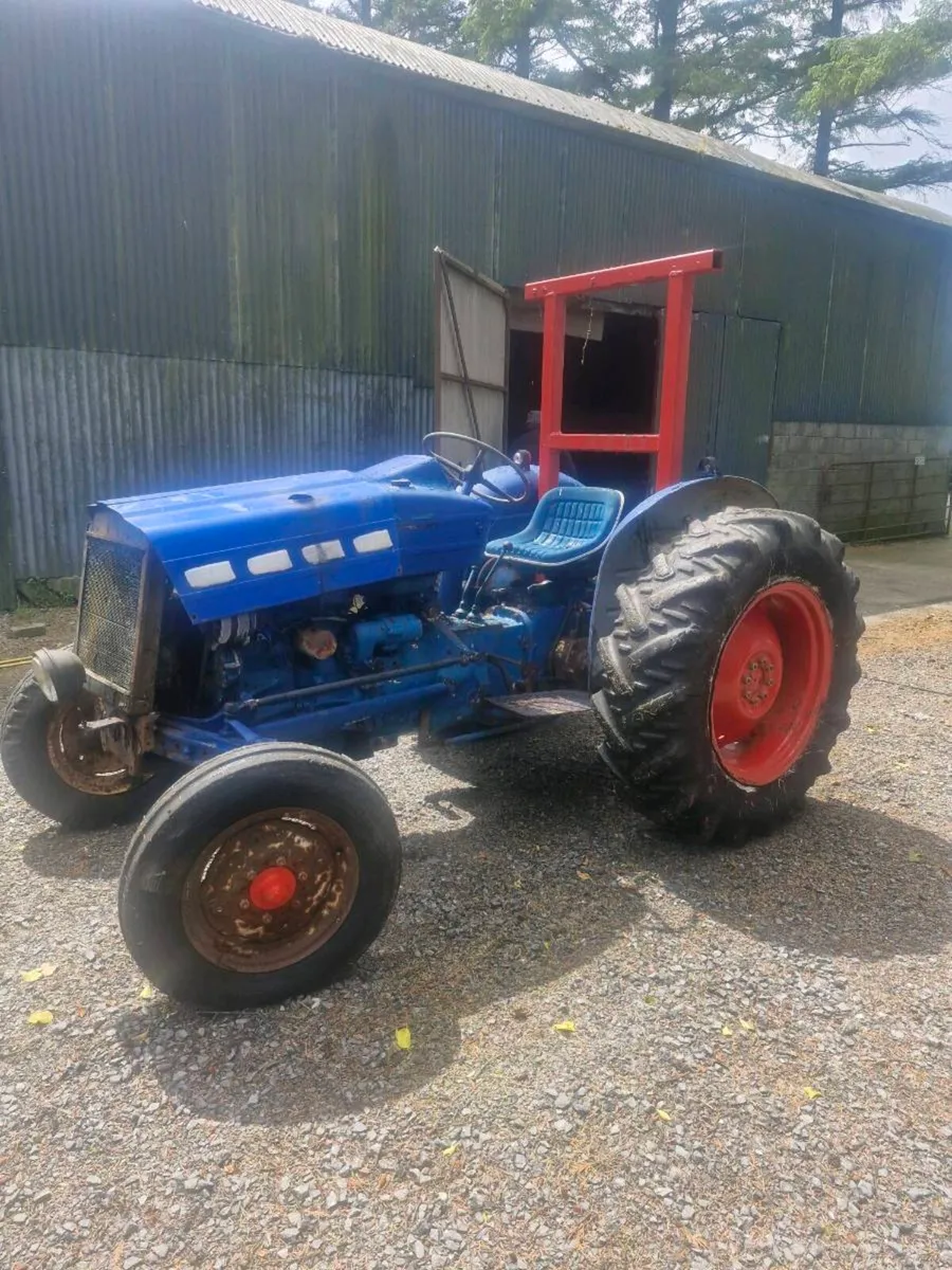 Ford 3000 - Image 2