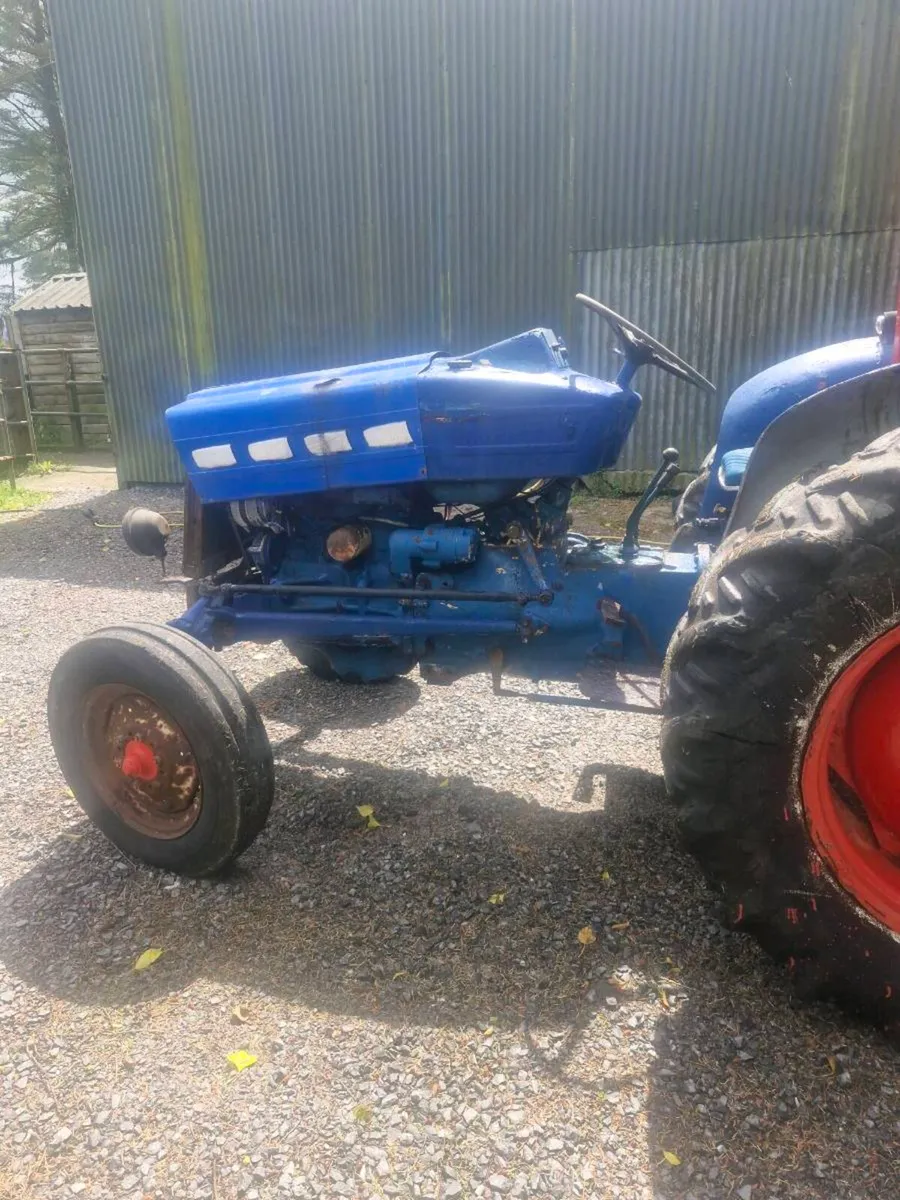 Ford 3000 - Image 4