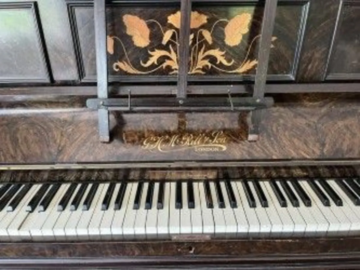 Piano - Image 1
