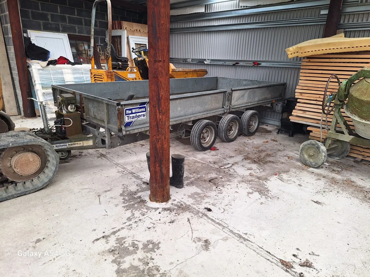 Ifor Williams Tri Axle 14x6 - Image 1