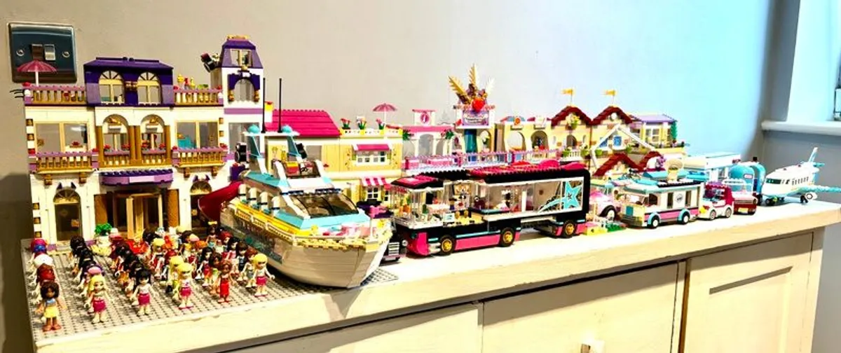LEGO Friends Lot - Image 2