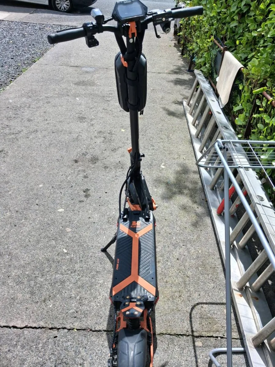 Electric scooter - Image 1