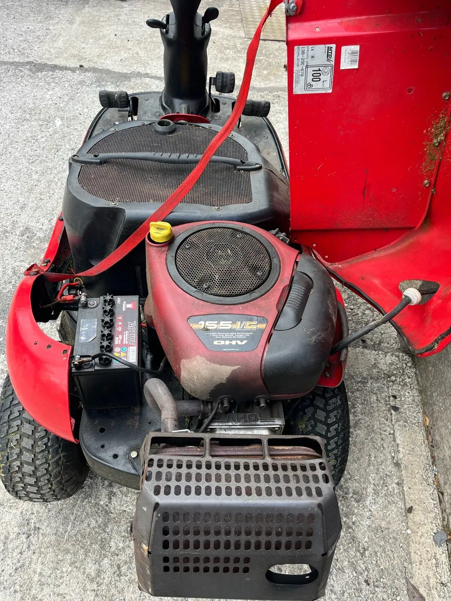 Ride on Lawnmower - Image 4