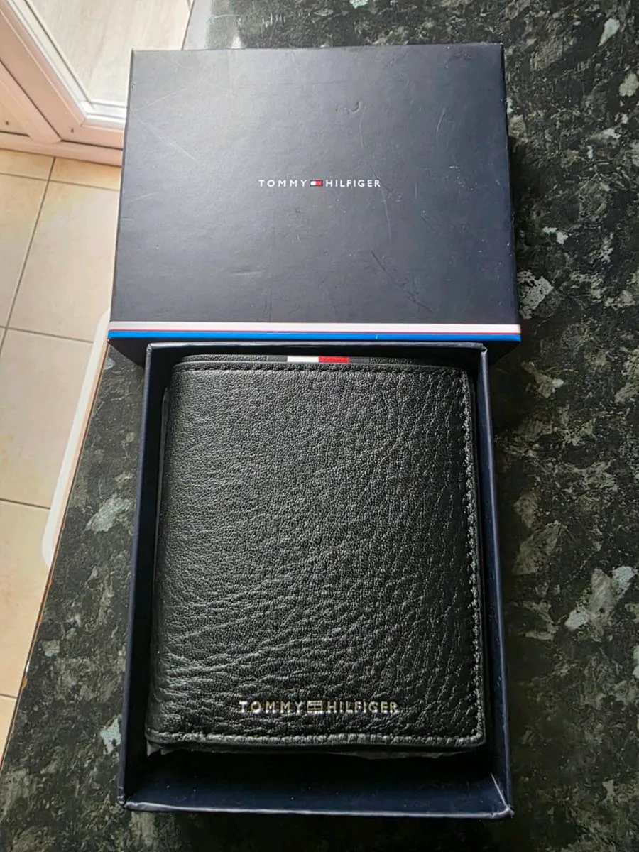 Tommy Hilfiger Wallet - Image 1