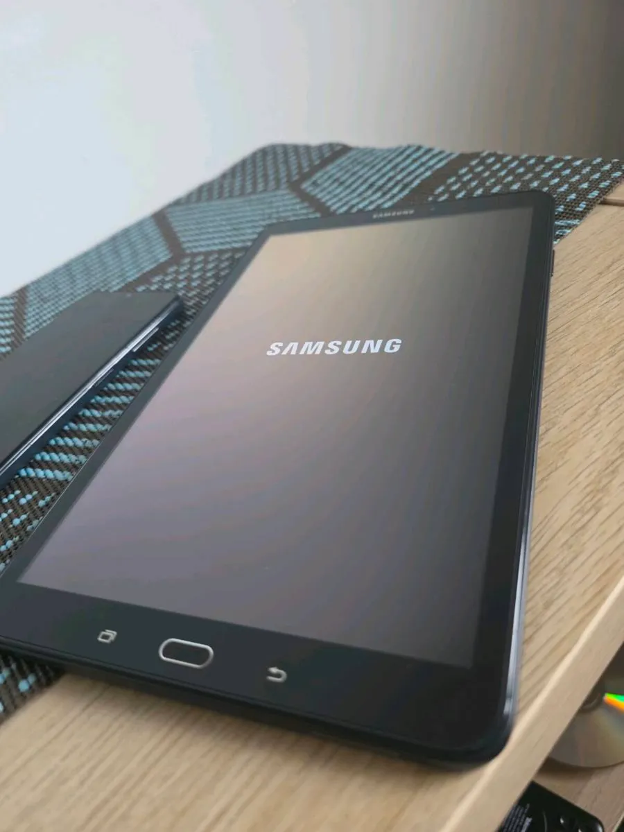 Samsung Galaxy Tab A6 2016 - Image 1