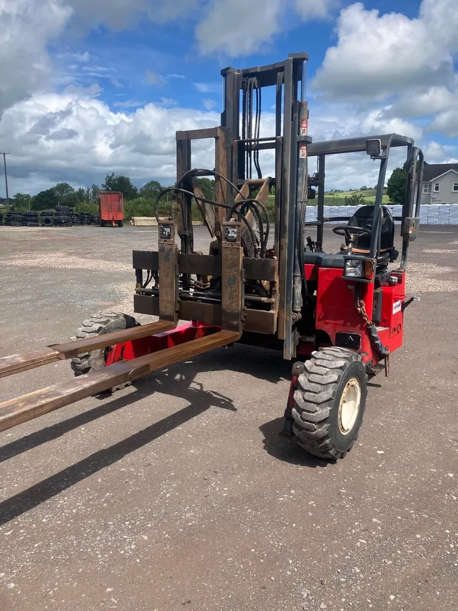 Moffett Mounty Forklift - Image 1