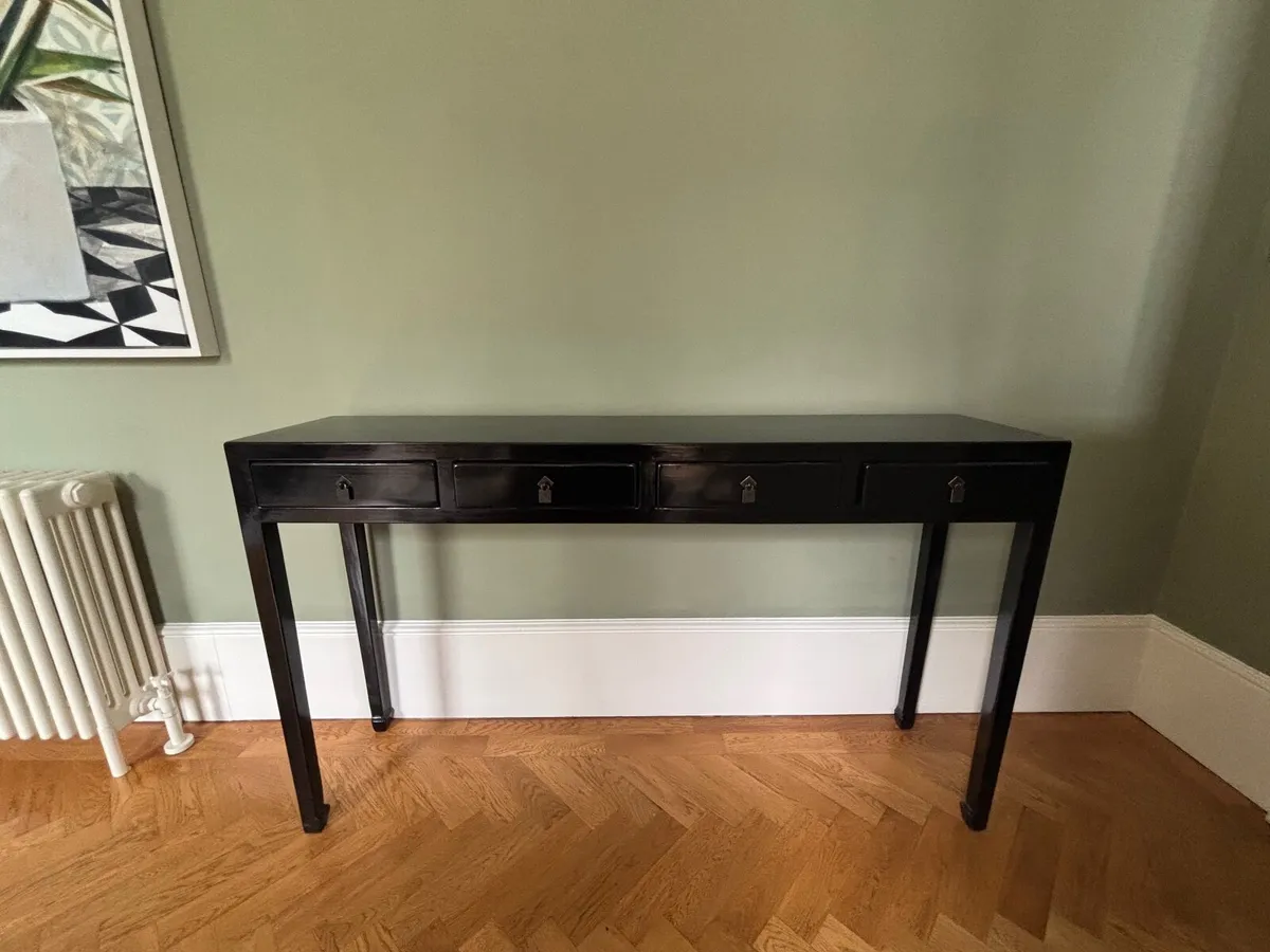 Mandarin Black Laquer Console Table - Image 2