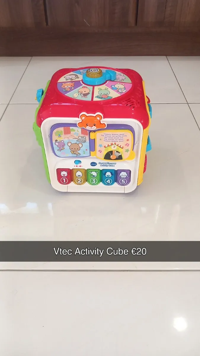 Variety of baby toys - Image 1