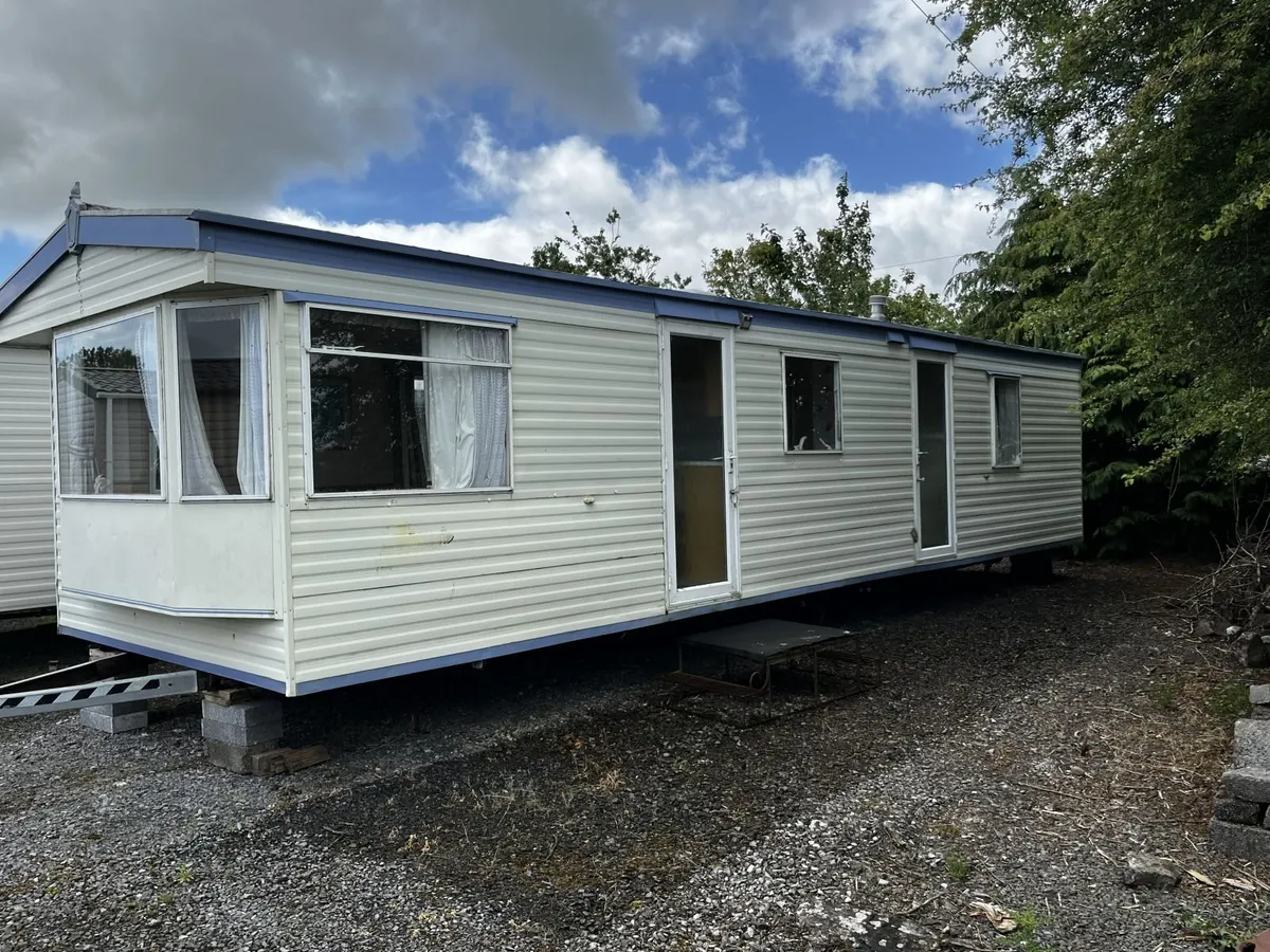 28x10' Mobile Home - Image 2