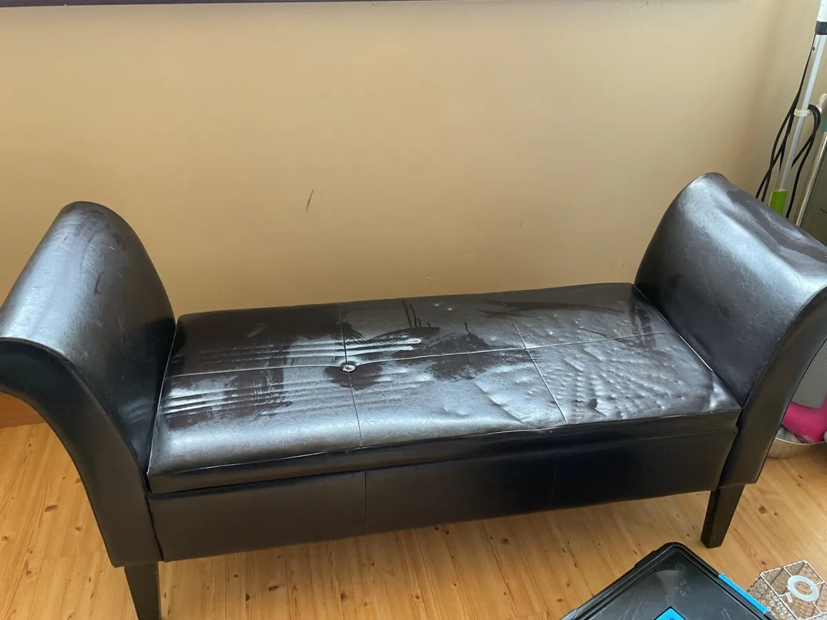 Large bench - Image 1