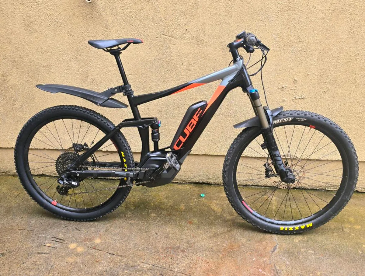 Cube Stereo mountain bike 2 batteries. - Image 1