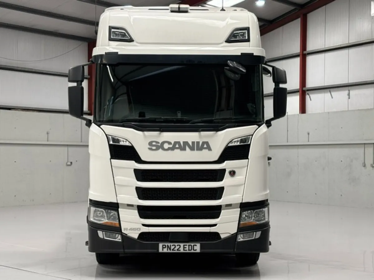 2022 SCANIA R450 6X2 WITH REAR LIFT AXLE - Image 2